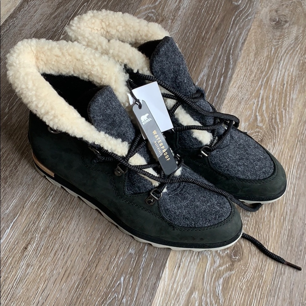 NWT sorel women’s boots